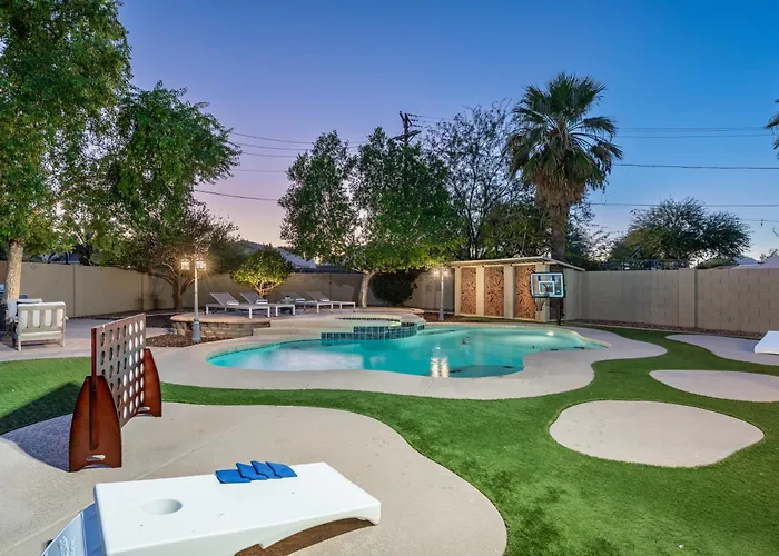 Stylish Retreat With Private Pool Prime Location Holiday home *