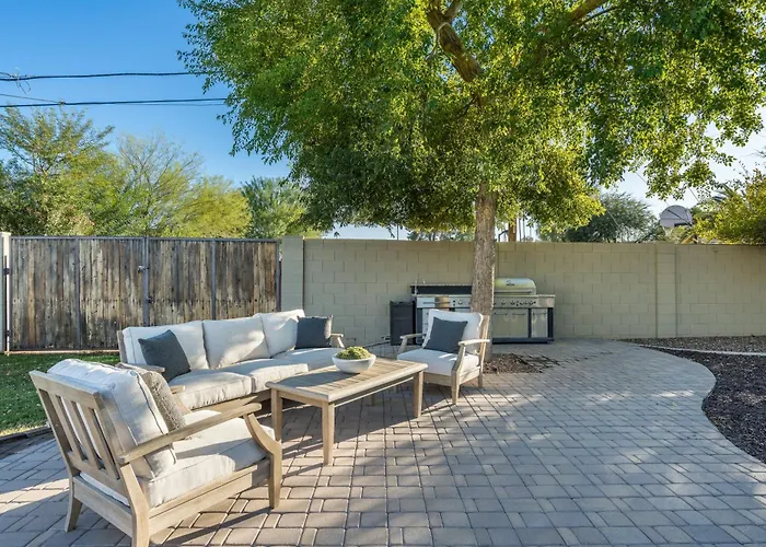 Holiday home Stylish Retreat With Private Pool Prime Location Scottsdale